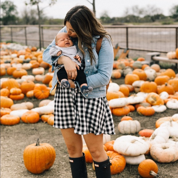 **SOLD** Old Navy black and white flannel dress - Picture 2 of 2